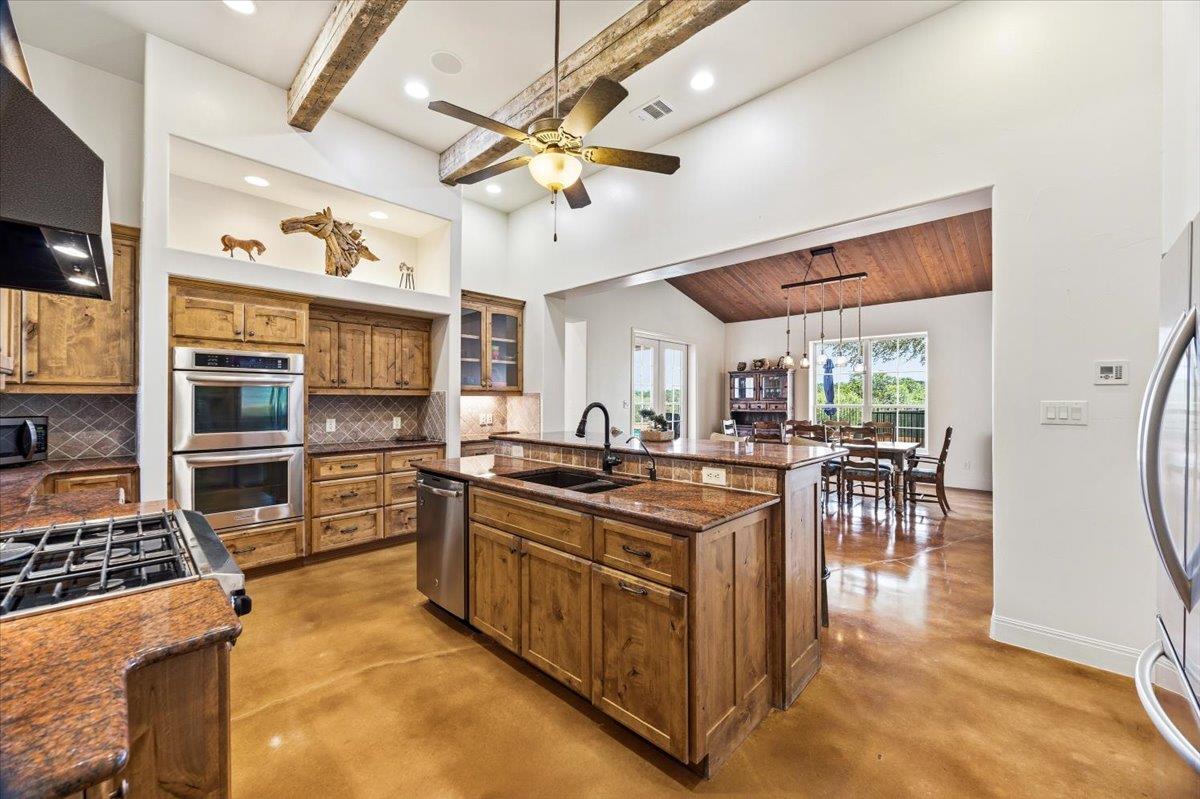 230 Dry Bear Creek New Braunfels TX 78132