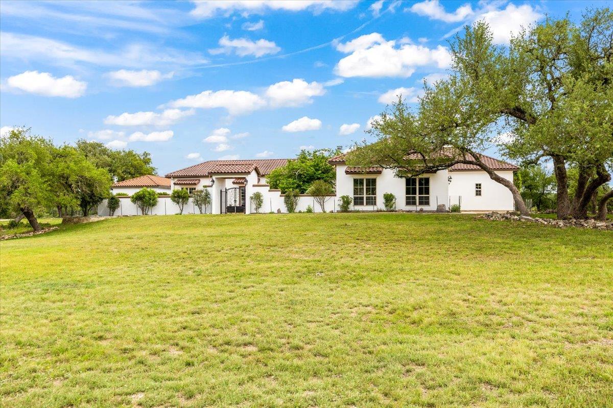 230 Dry Bear Creek New Braunfels TX 78132