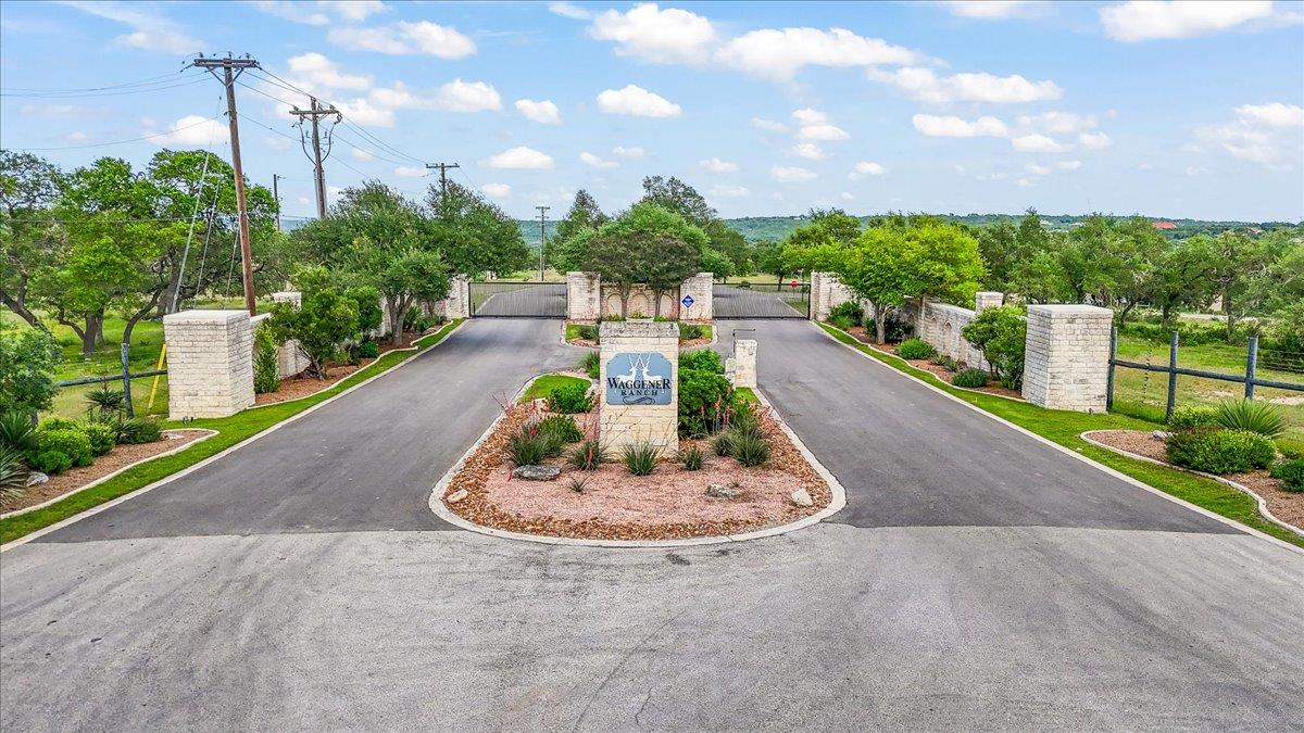 230 Dry Bear Creek New Braunfels TX 78132