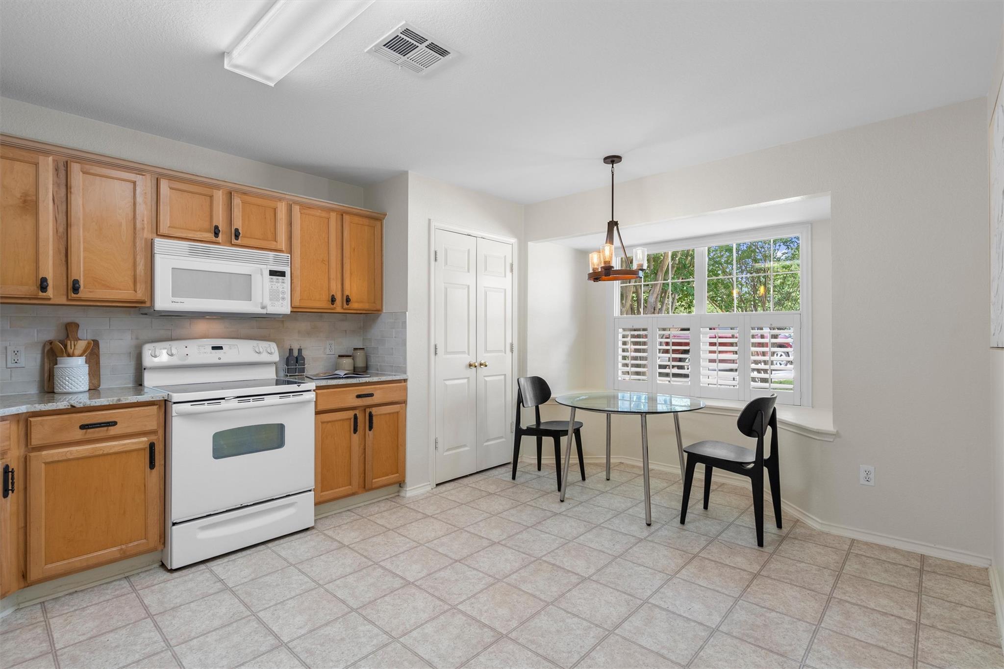 207 Antietam Drive Elgin TX 78621