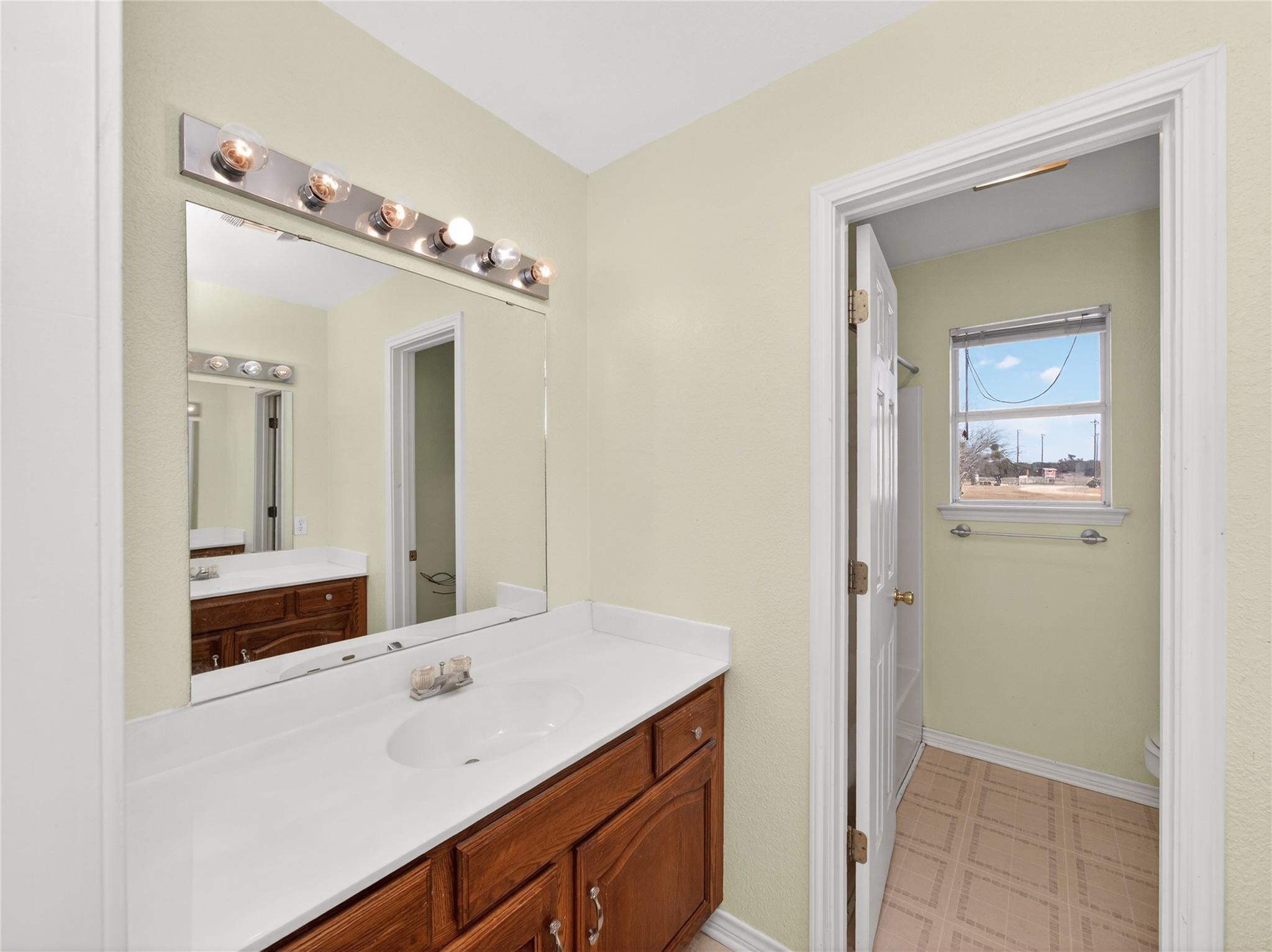 380 Salado Creek Road Salado TX 76571