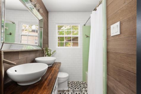 2403 Little John Lane Austin TX 78704