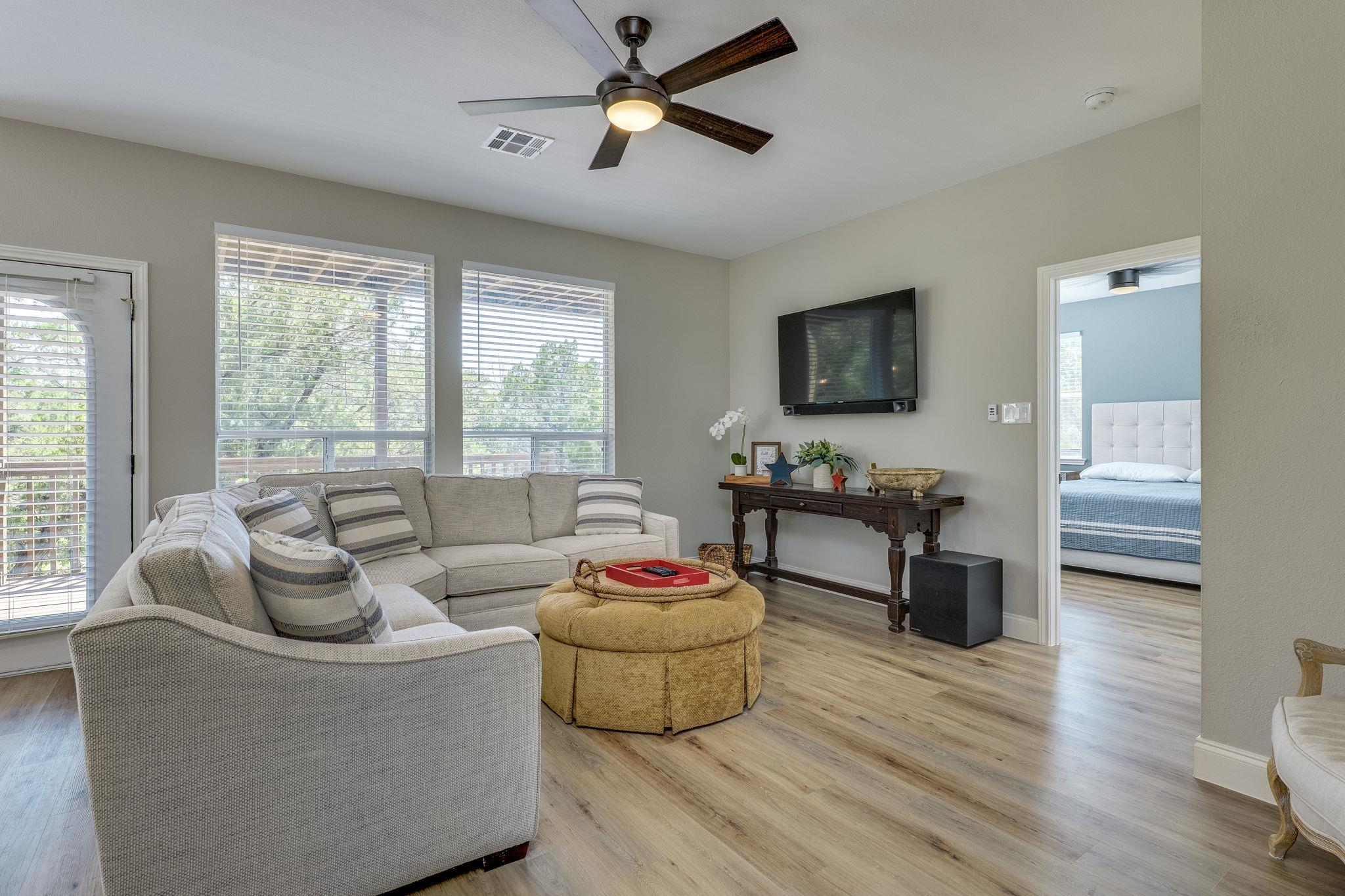 704 Deckhouse Drive Lago Vista TX 78645