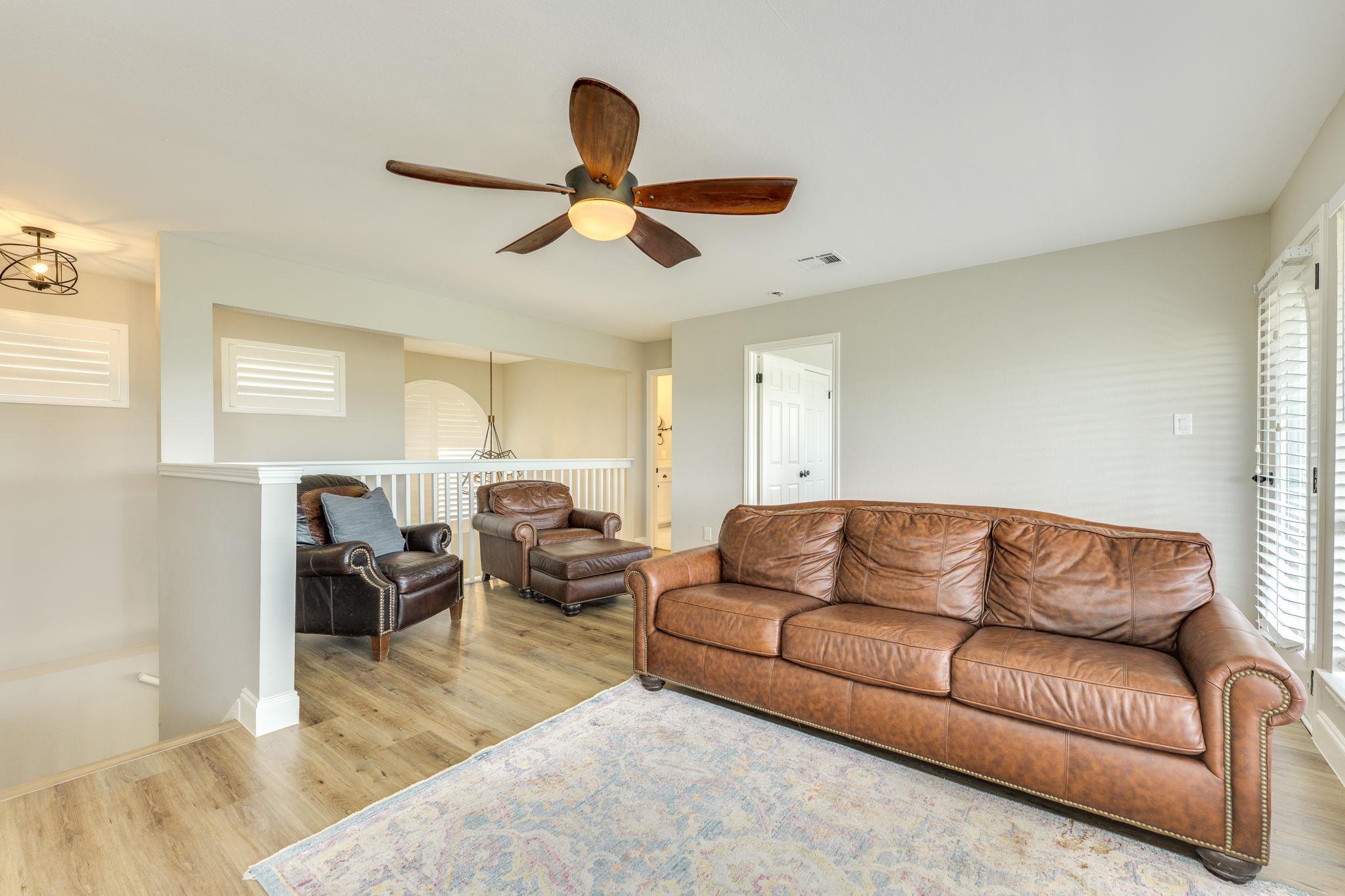 704 Deckhouse Drive Lago Vista TX 78645