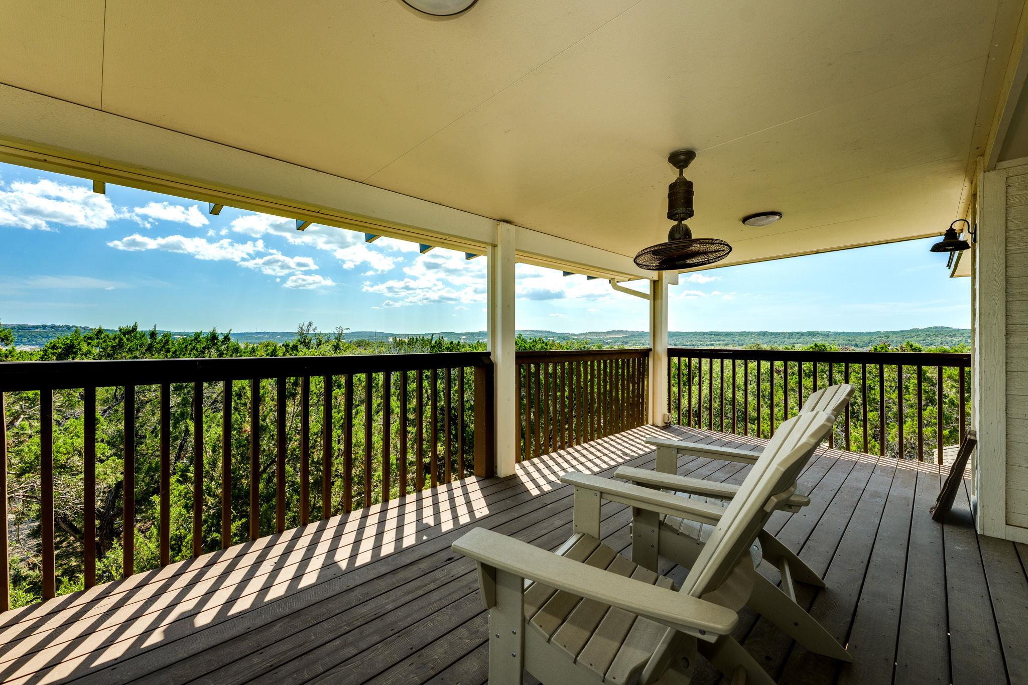 704 Deckhouse Drive Lago Vista TX 78645