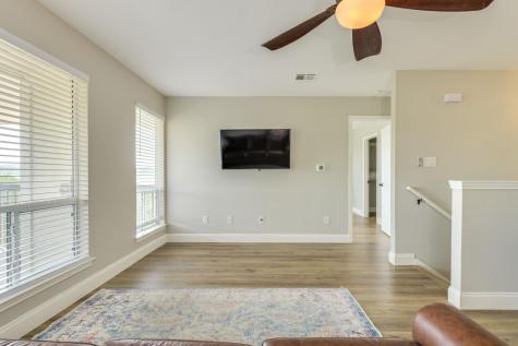 704 Deckhouse Drive Lago Vista TX 78645