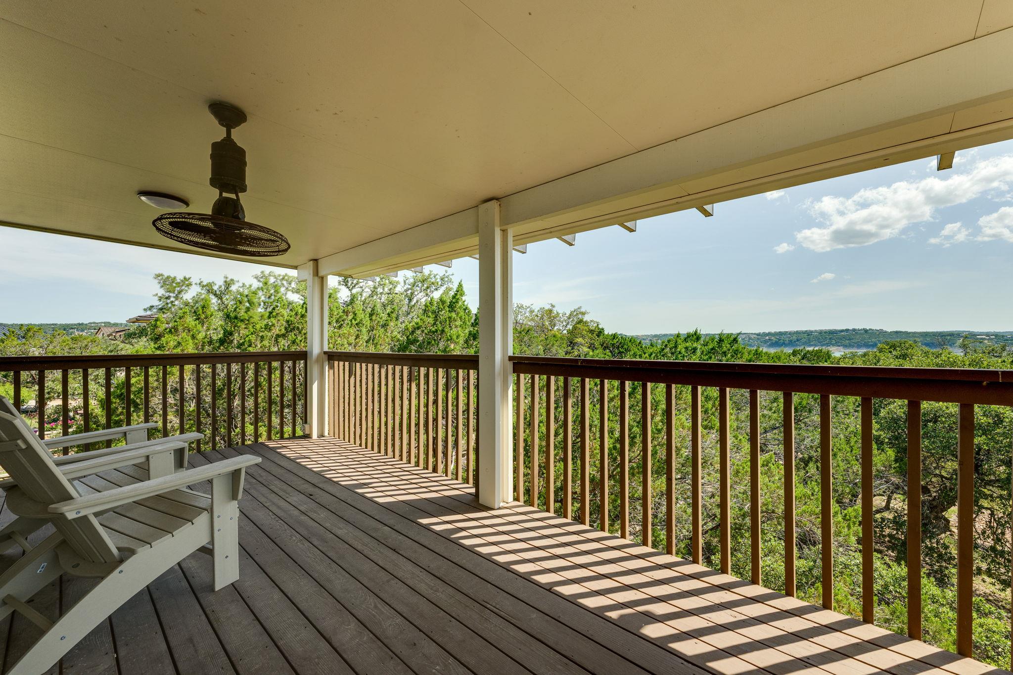 704 Deckhouse Drive Lago Vista TX 78645