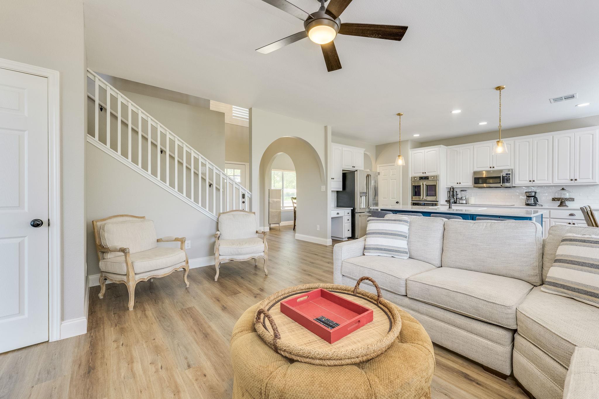 704 Deckhouse Drive Lago Vista TX 78645