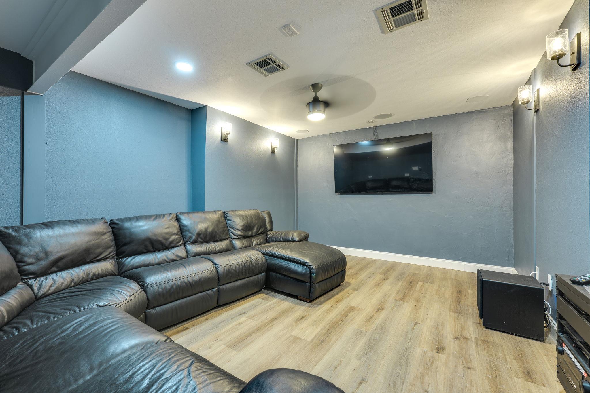 704 Deckhouse Drive Lago Vista TX 78645