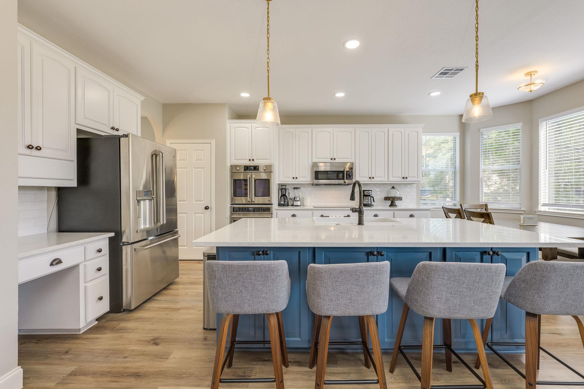 704 Deckhouse Drive Lago Vista TX 78645