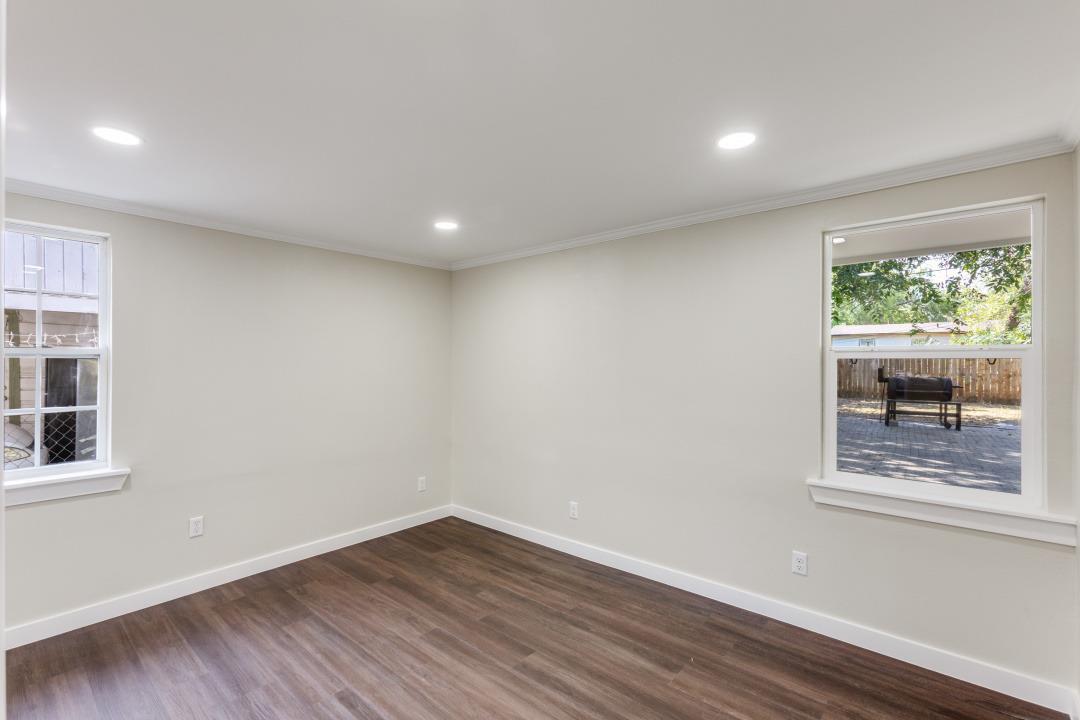 1118 Spur Street Austin TX 78721