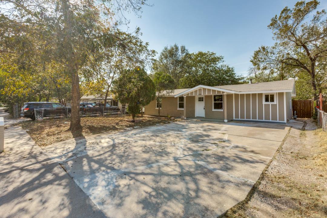 1118 Spur Street Austin TX 78721
