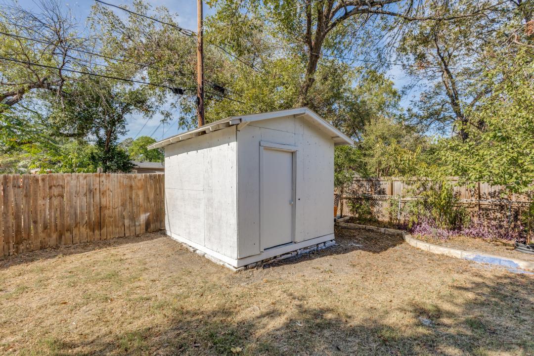 1118 Spur Street Austin TX 78721