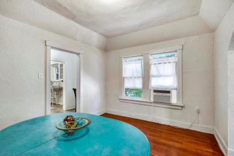 1434 Hicks Avenue San Antonio TX 78210