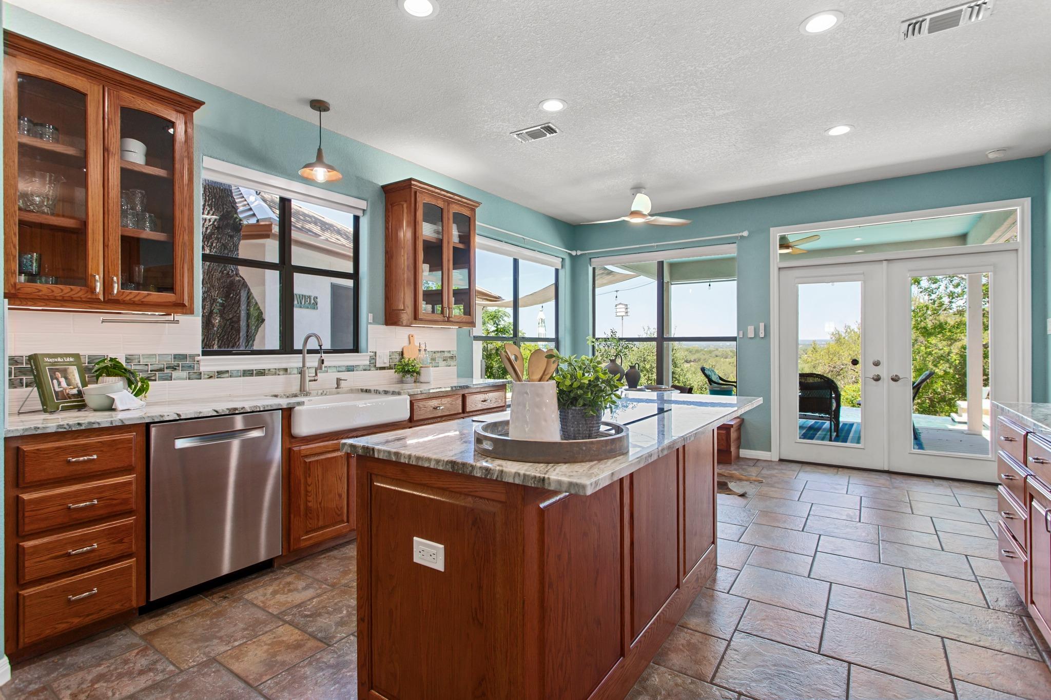 1121 Kings Cove Drive Canyon Lake TX 78133