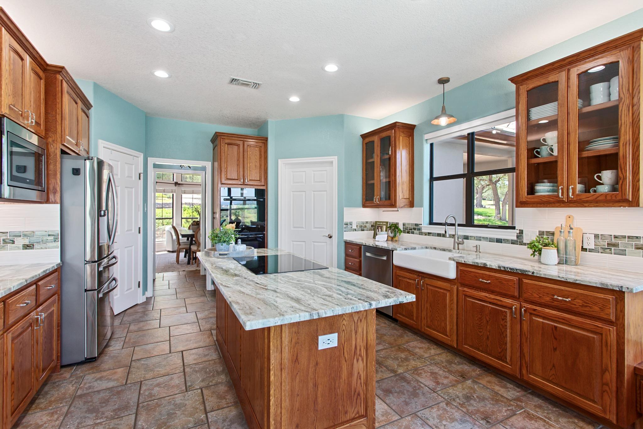 1121 Kings Cove Drive Canyon Lake TX 78133