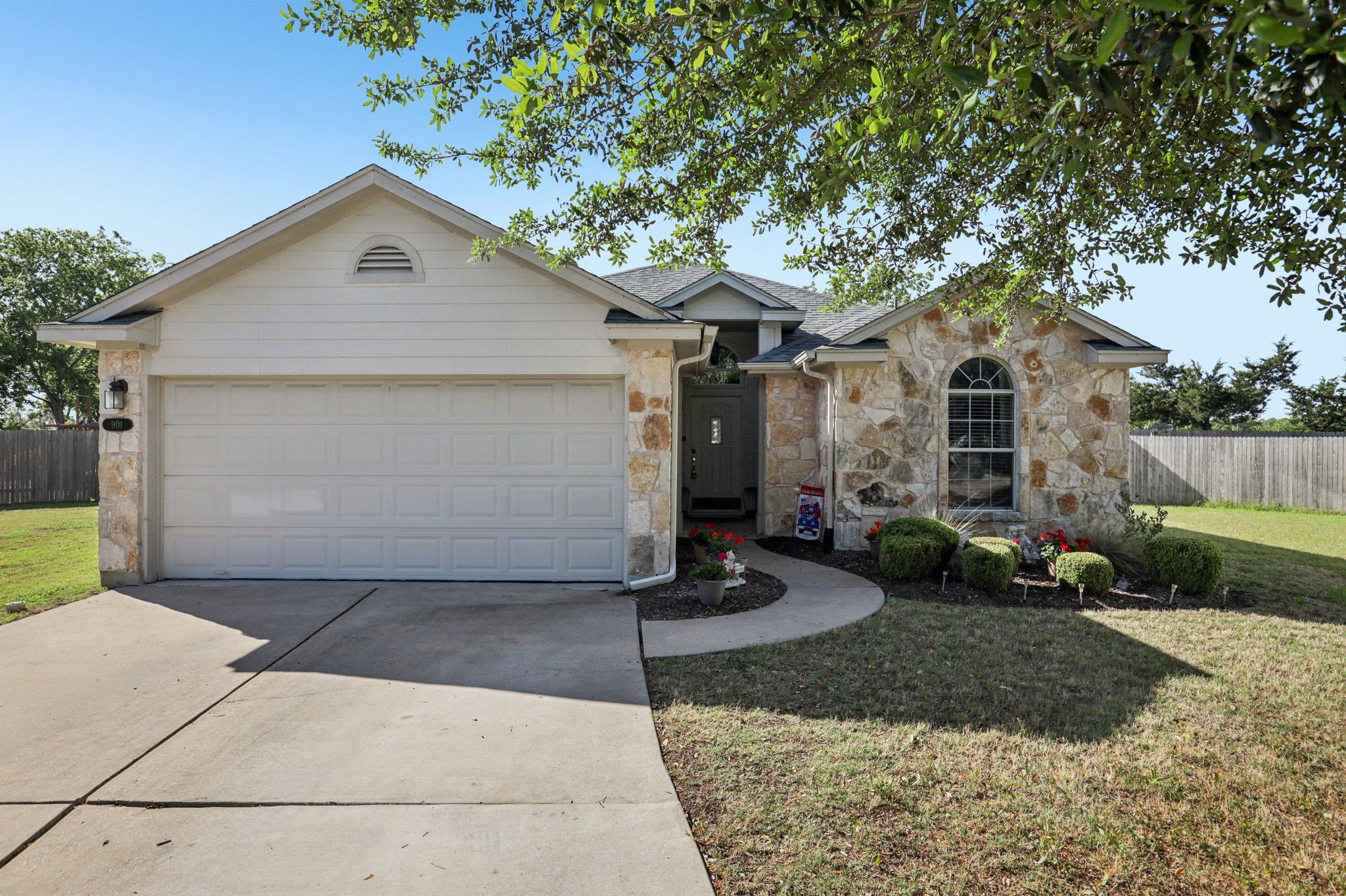 901 Kenneys Way Round Rock TX 78665