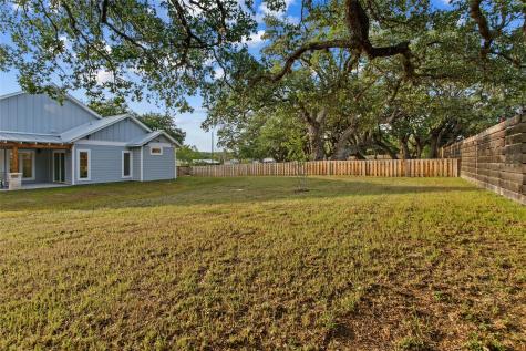 1312 Greenlawn Parkway Blanco TX 78606