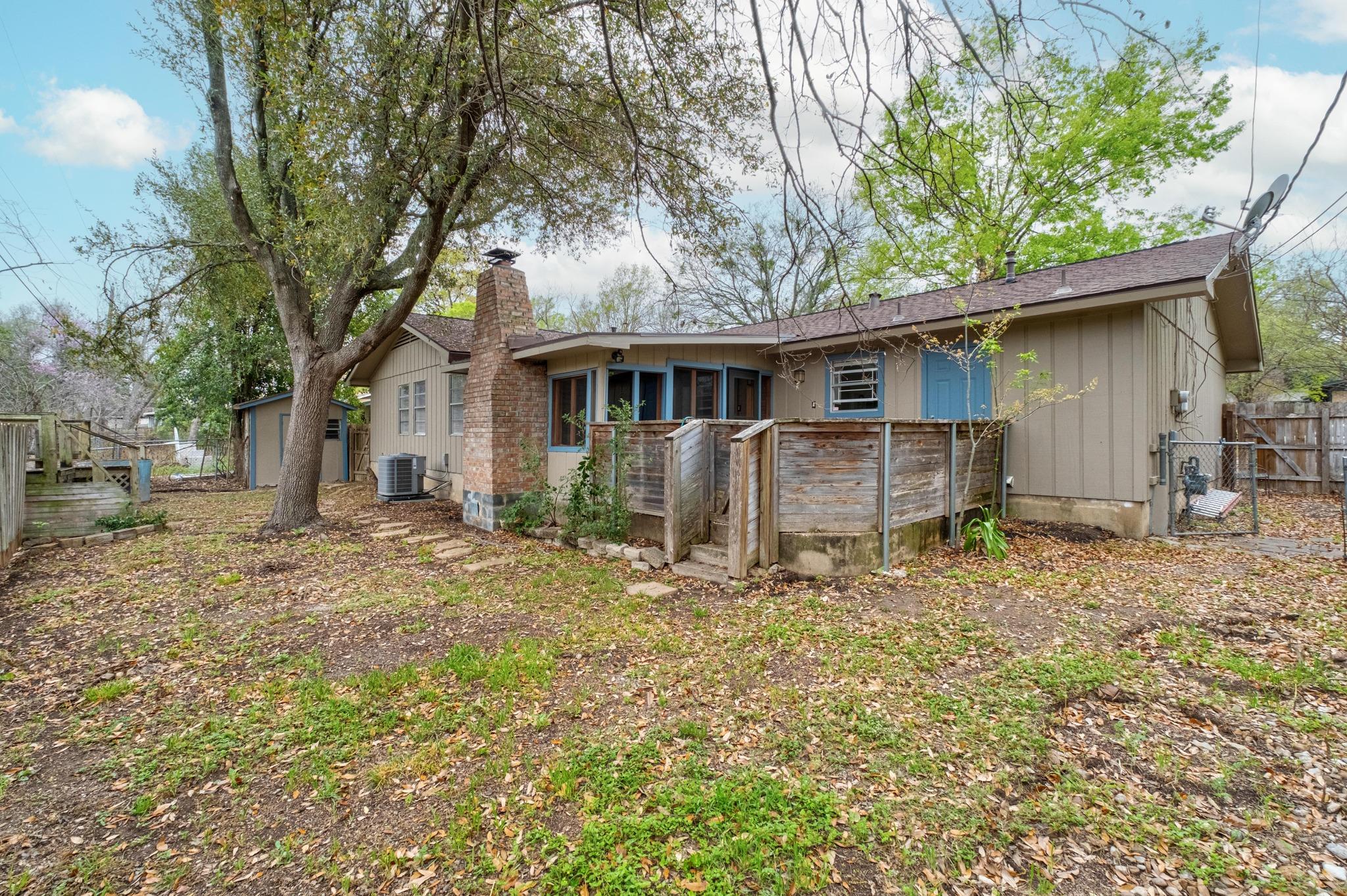 8911 Little Walnut Parkway Austin TX 78758
