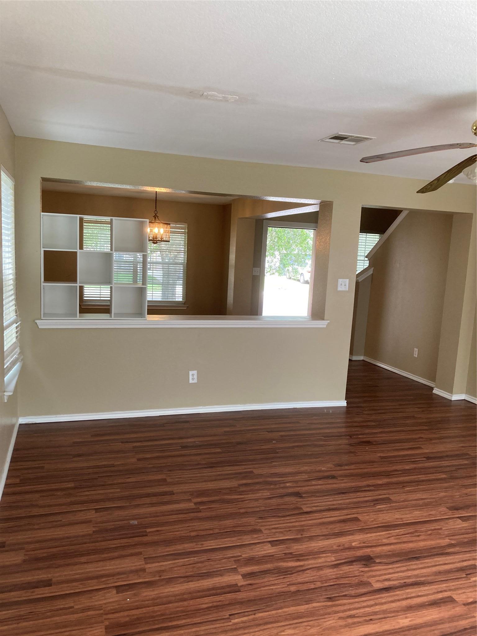 186 Carriage Way Kyle TX 78640