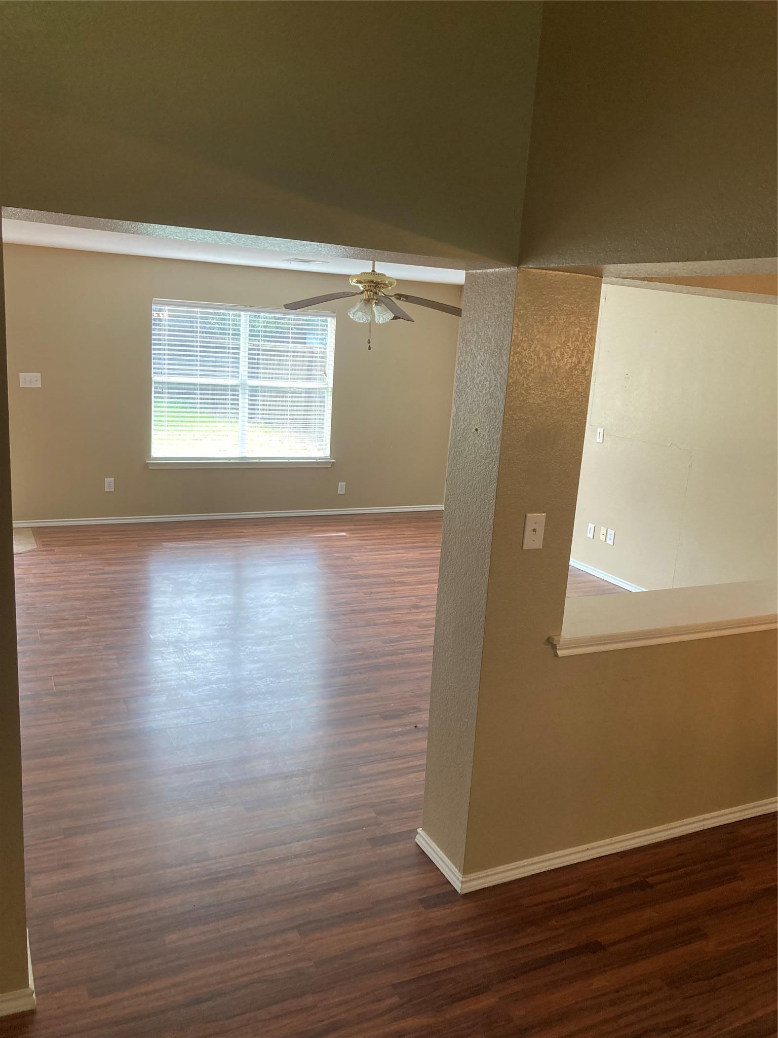 186 Carriage Way Kyle TX 78640