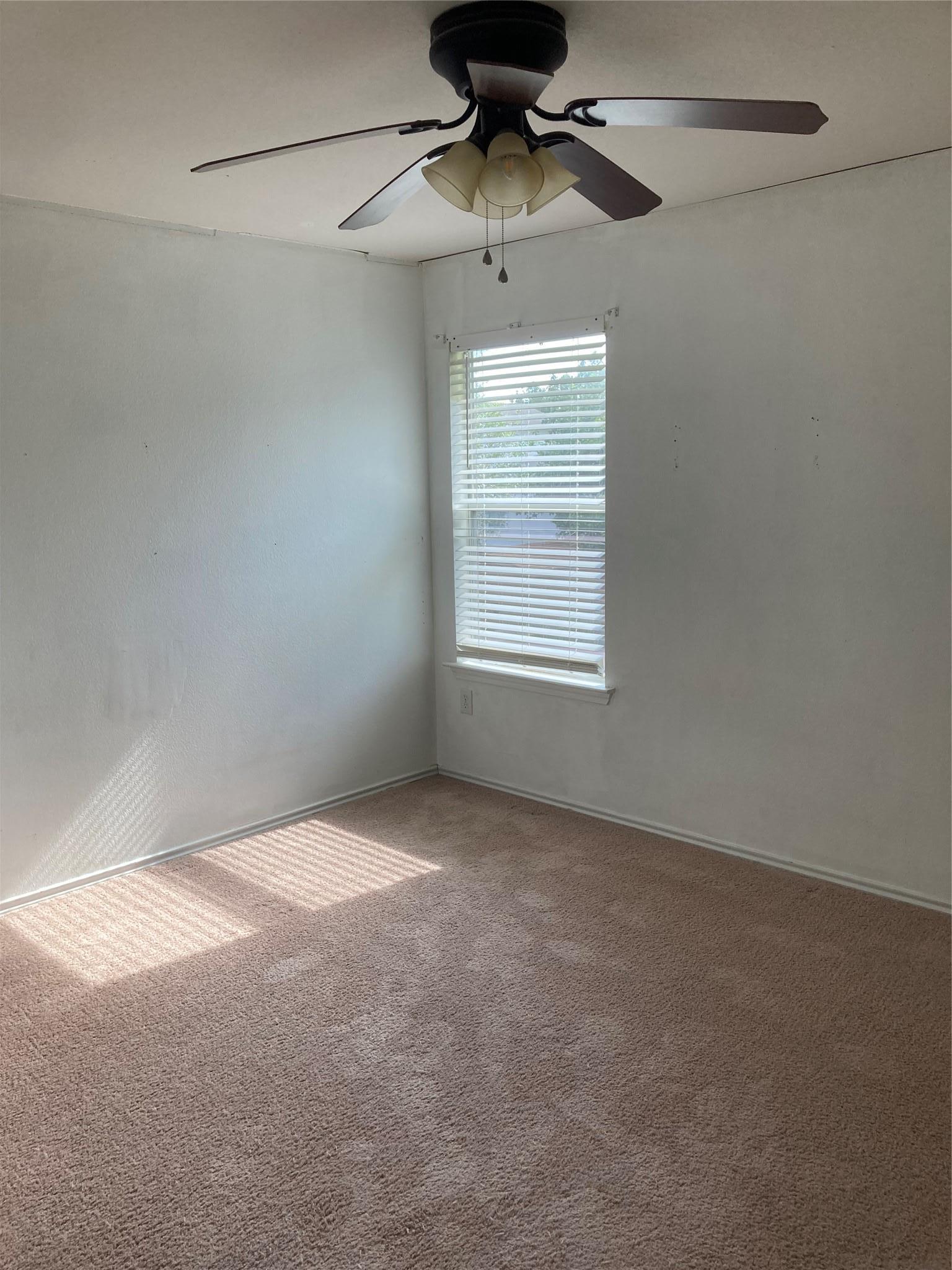 186 Carriage Way Kyle TX 78640
