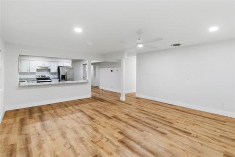 326 Pine View Loop Bastrop TX 78602