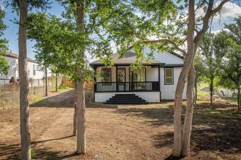 106 Passion Vine Road Dale TX 78616
