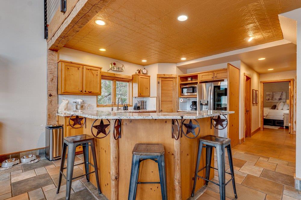 21008 W Lakeshore Drive Spicewood TX 78669