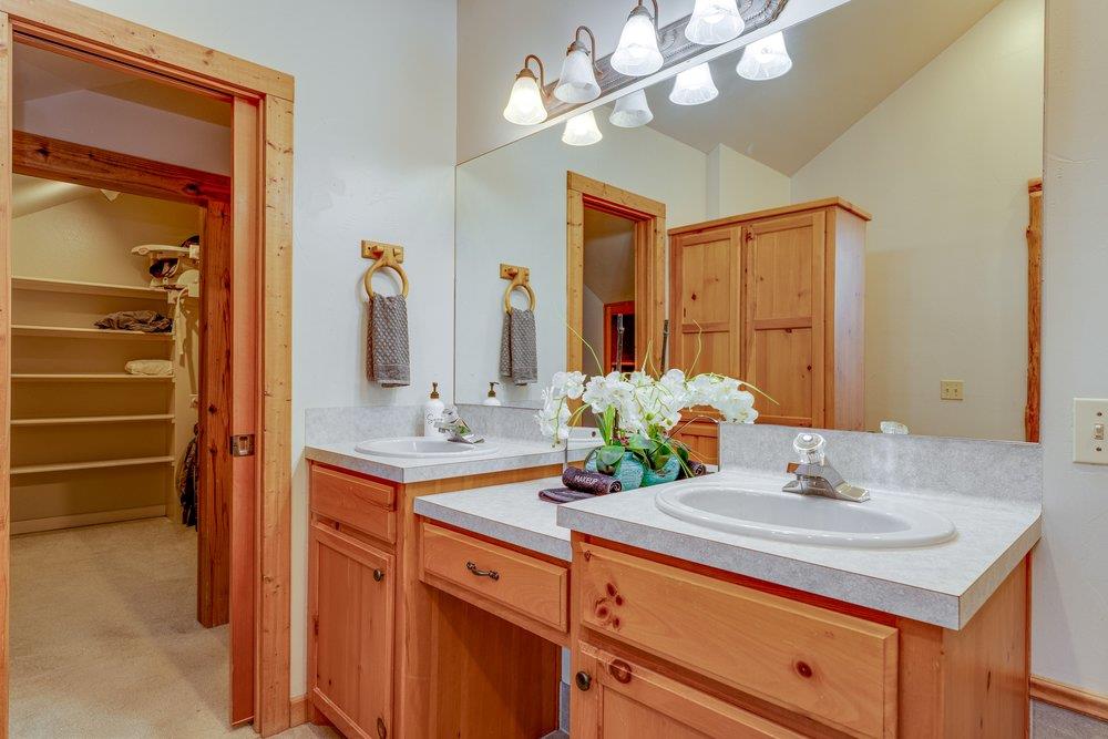 21008 W Lakeshore Drive Spicewood TX 78669