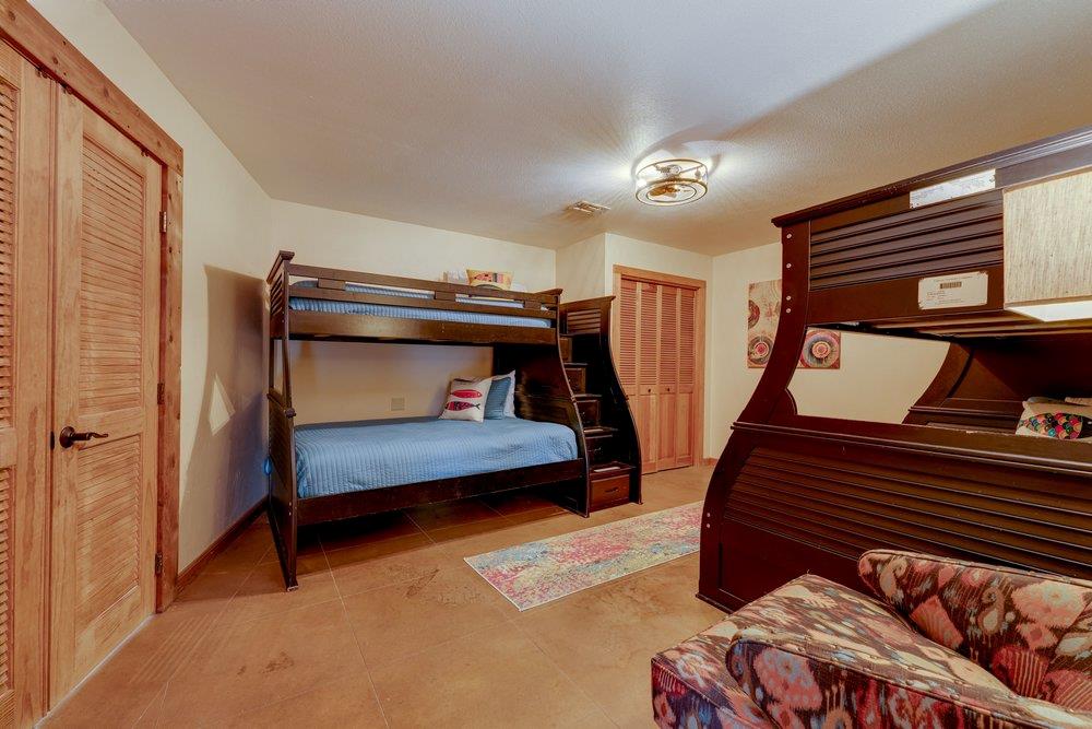 21008 W Lakeshore Drive Spicewood TX 78669