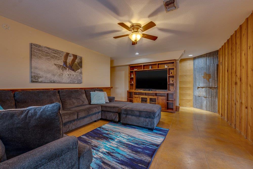 21008 W Lakeshore Drive Spicewood TX 78669