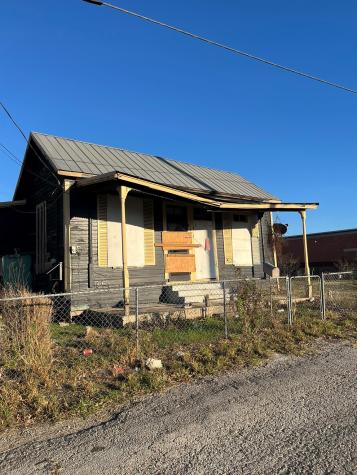 1404 N Olive Street San Antonio TX 78208