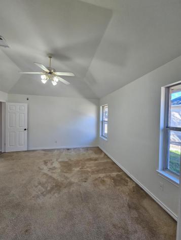 1507 Century Oaks Drive Lockhart TX 78644