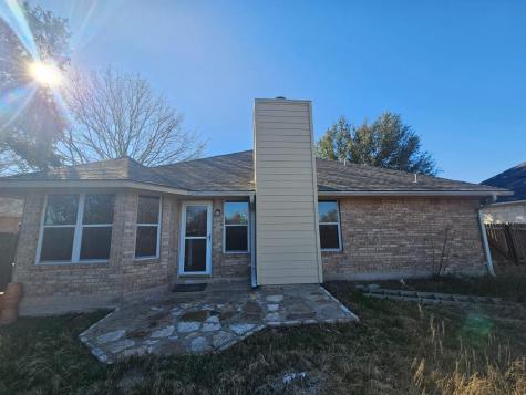 1507 Century Oaks Drive Lockhart TX 78644