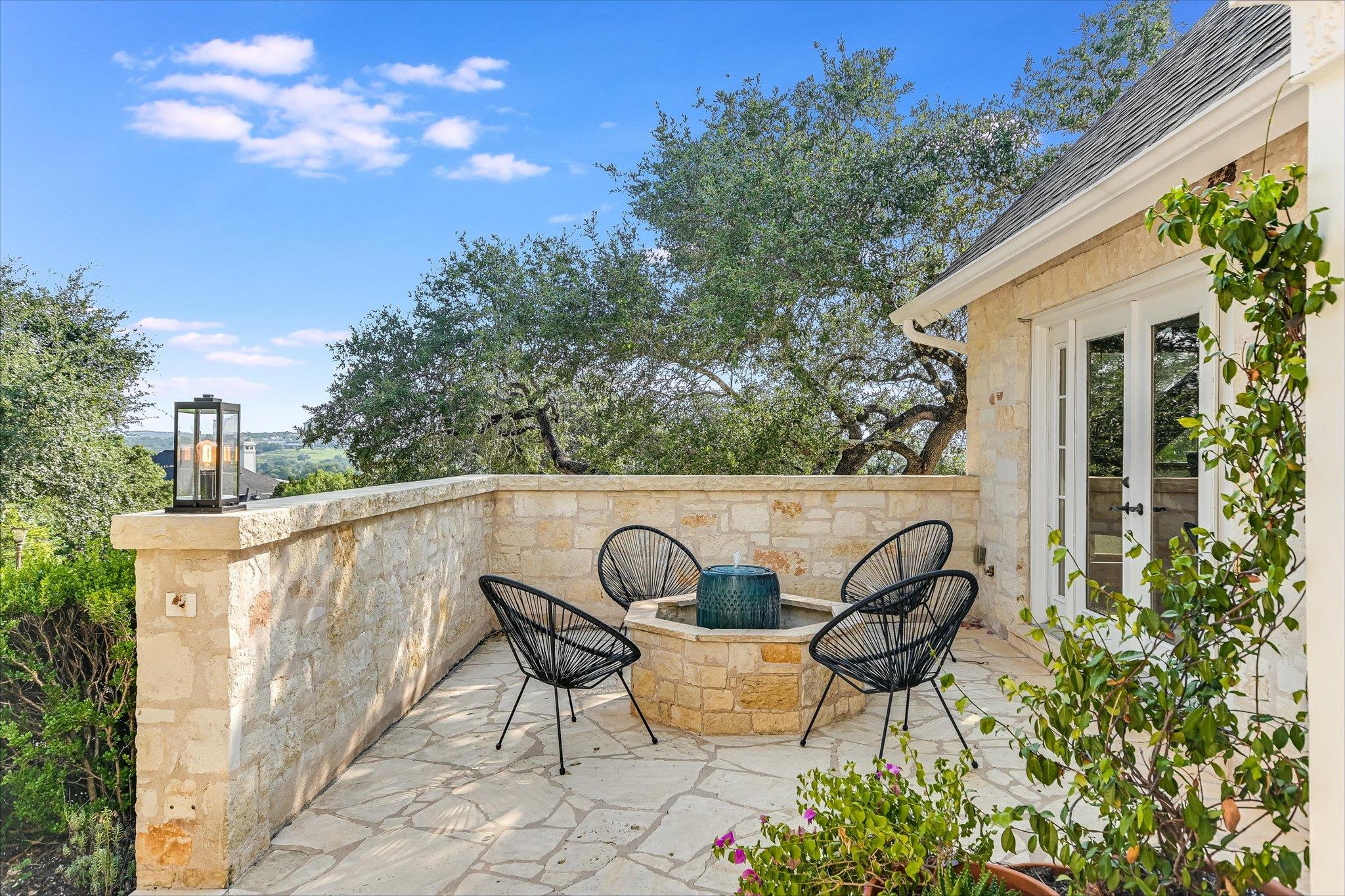 700 Furlong Drive Austin TX 78746