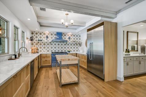 700 Furlong Drive Austin TX 78746