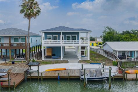 125 Port Avenue Rockport TX 78382