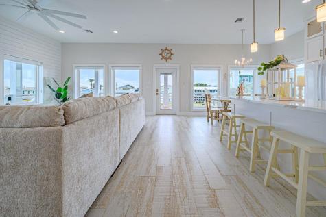 125 Port Avenue Rockport TX 78382