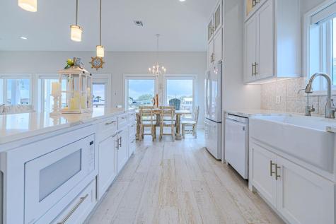 125 Port Avenue Rockport TX 78382