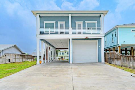 125 Port Avenue Rockport TX 78382