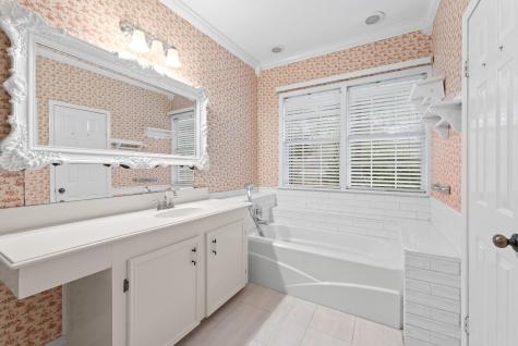20024 W Lakeshore Drive Magnolia TX 77355