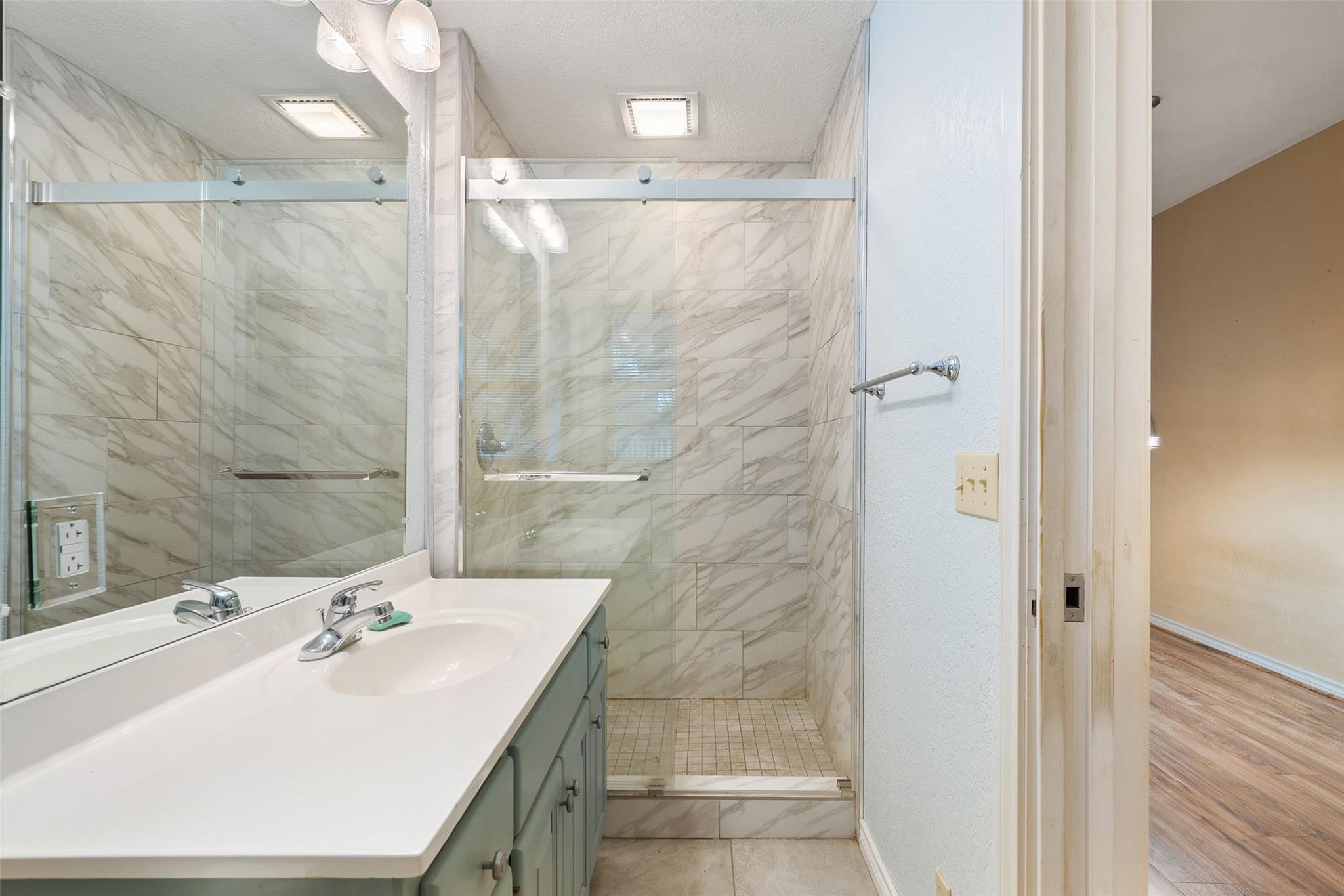 1011 Ridge Point Drive Marble Falls TX 78654