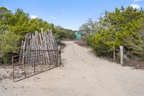 1401 Pursley Road Dripping Springs TX 78620