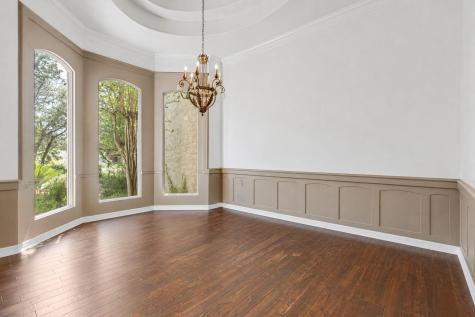 8616 Mendocino Drive Austin TX 78735