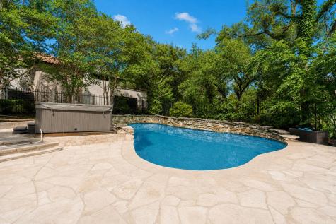 8616 Mendocino Drive Austin TX 78735