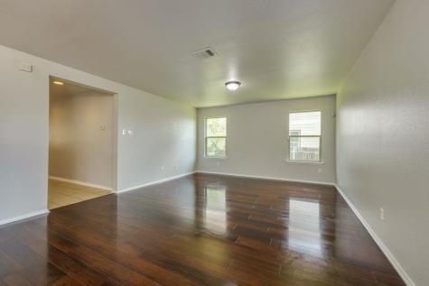 210 Cushman Drive Kyle TX 78640