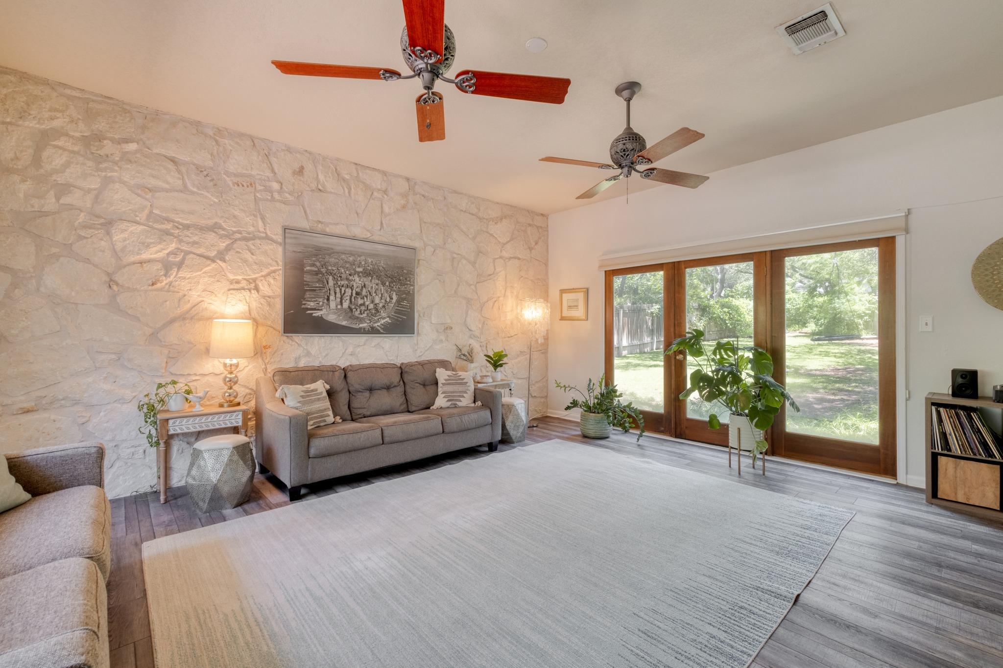 202 Ridgewood Drive Georgetown TX 78628