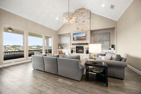 875 Spectacular Bid Drive Austin TX 78737