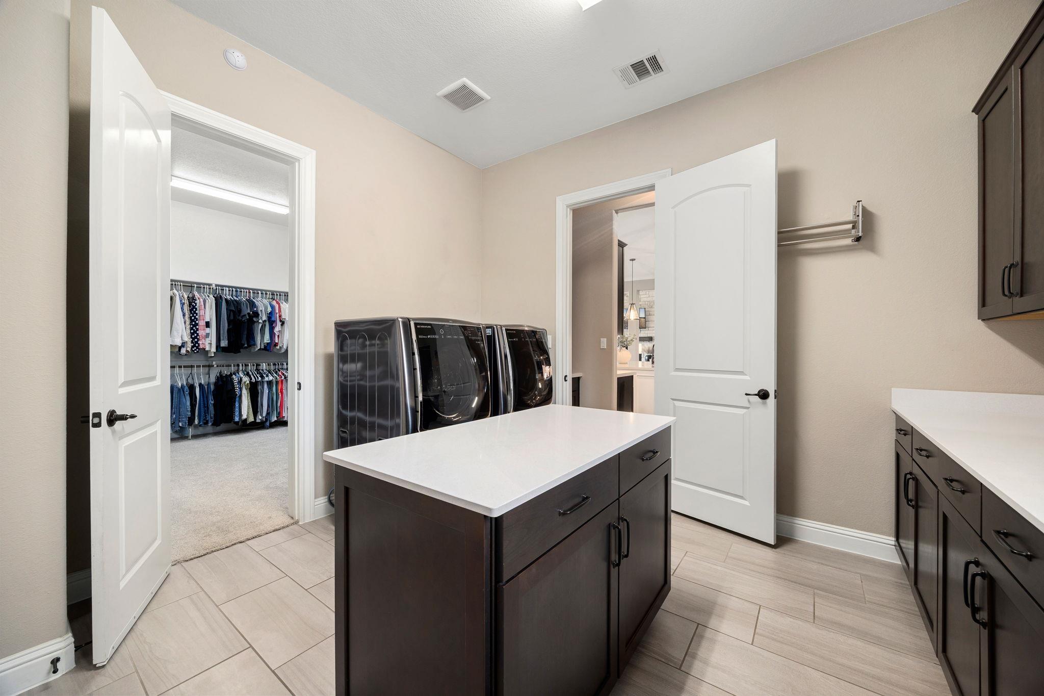875 Spectacular Bid Drive Austin TX 78737